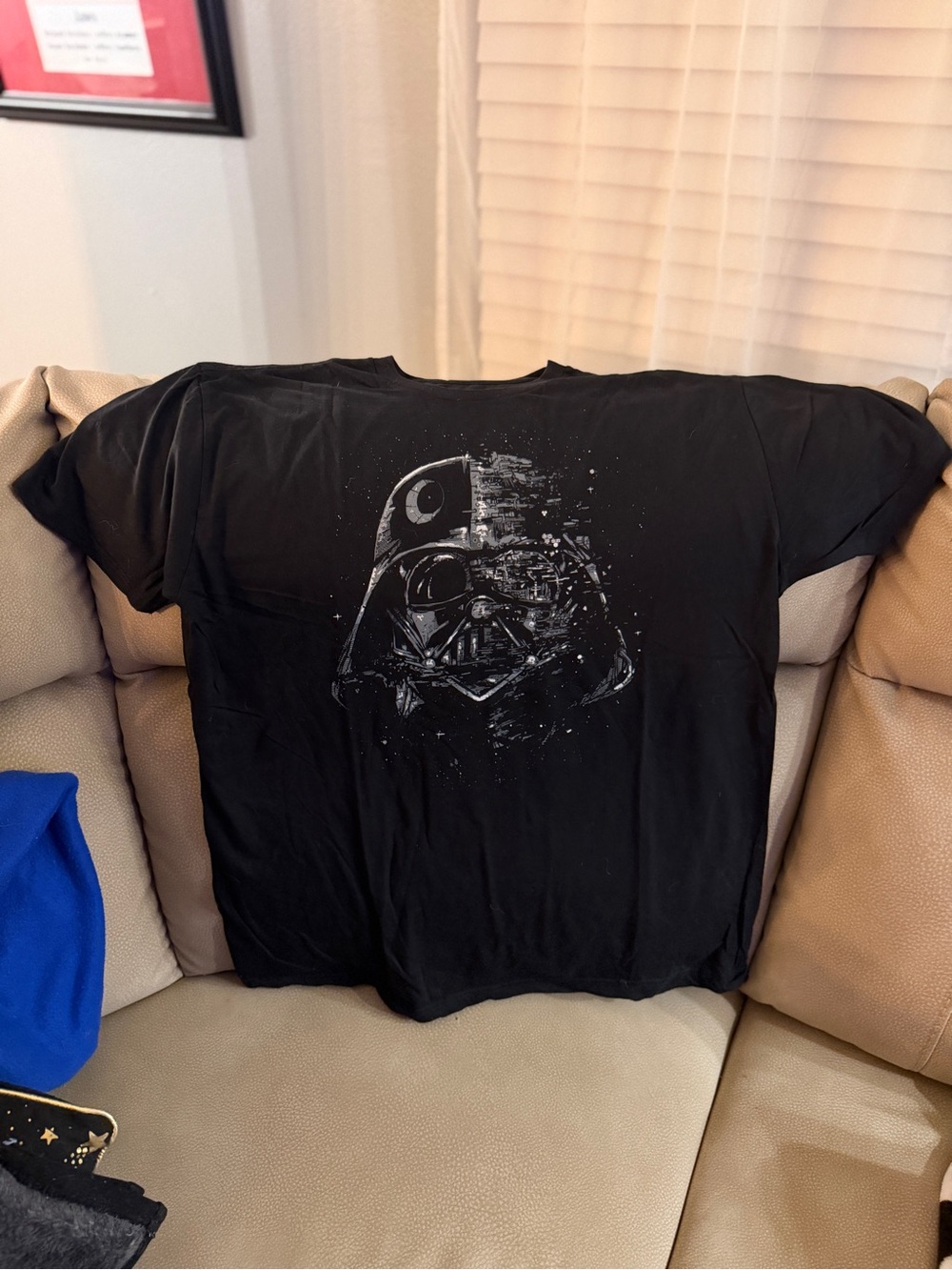 Star Wars/Mandalorian Adult XL T-Shirts